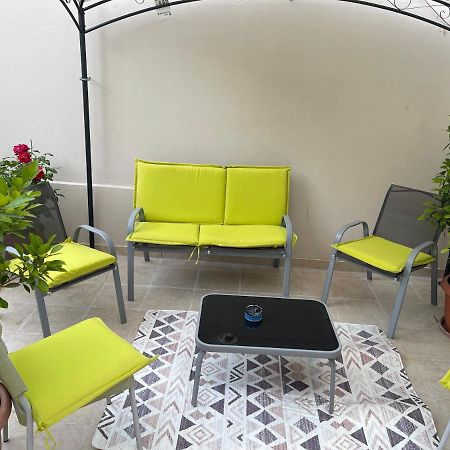 Cozy Minimal Apartment Piraeus Buitenkant foto
